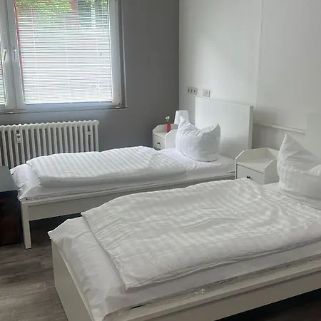 Vastus Homes Homestay *