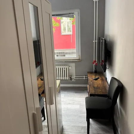 Vastus Homes Homestay *