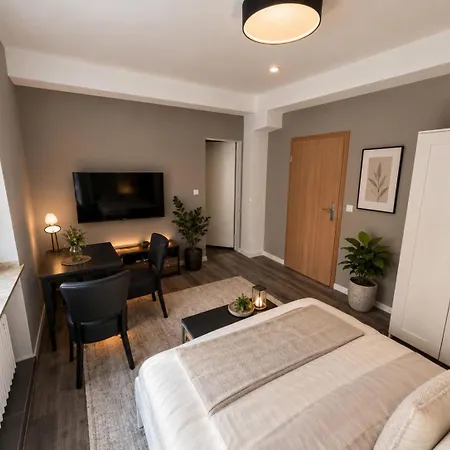 Проживание в семье Vastus Homes