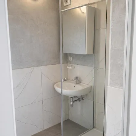 Laroni